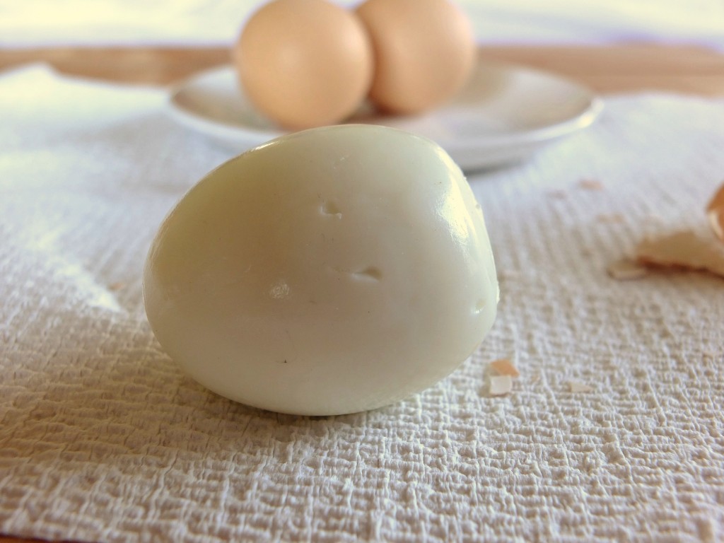 How to Make A Hard boiled Egg Perfectly (Tutorial) | Cook It Up Paleo