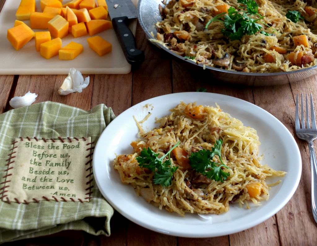 Paleo Spaghetti Squash Carbonara | Cook It Up Paleo