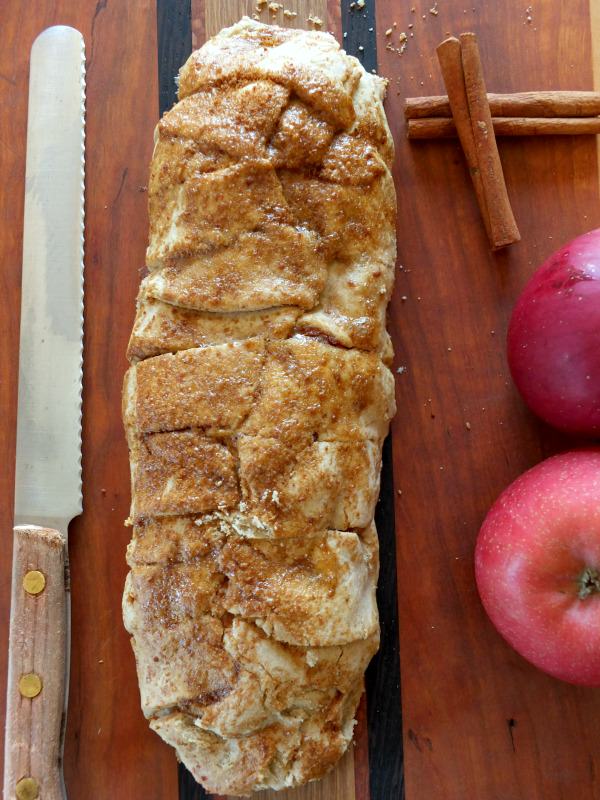 Paleo Apple Strudel | Cook It Up Paleo