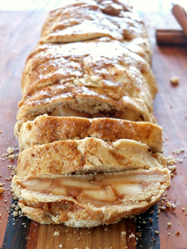 Paleo Apple Strudel | Cook It Up Paleo