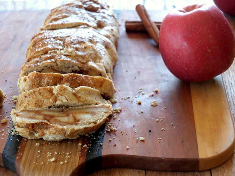 Paleo Apple Strudel | Cook It Up Paleo