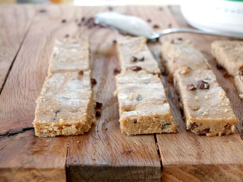 Paleo Cookie Dough Protein Bars | Cook It Up Paleo