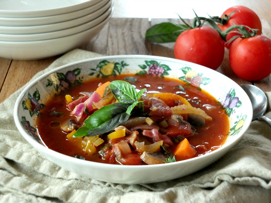 Paleo Summer Minestrone Soup | Cook It Up Paleo