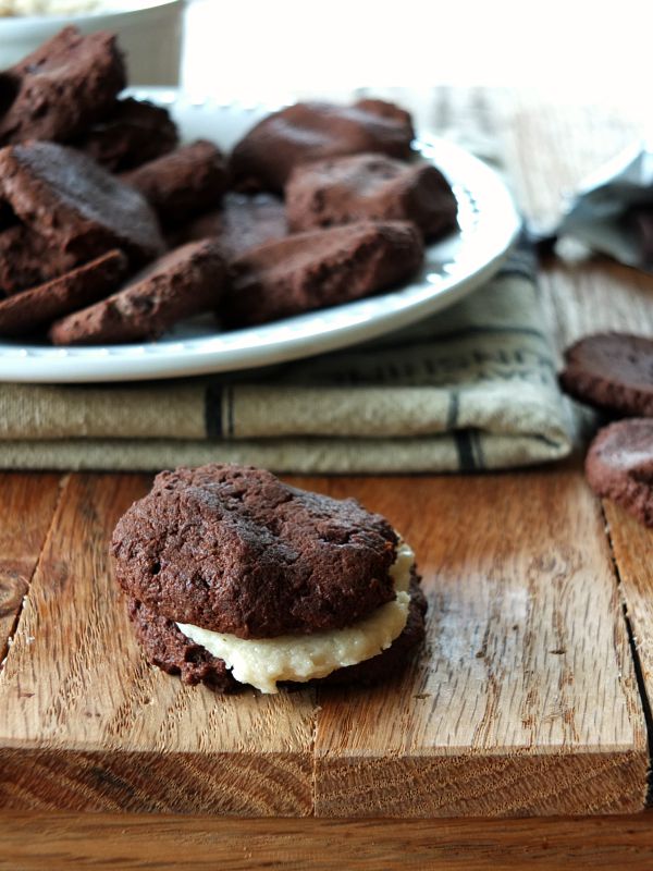 Paleo Oreos | Cook It Up Paleo